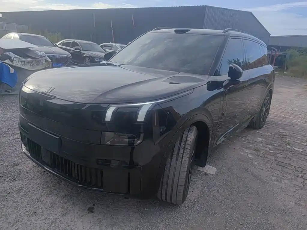 Lynk & Co 900 2025 2.0T Ultra 6-seater купить на сайте DeffCars