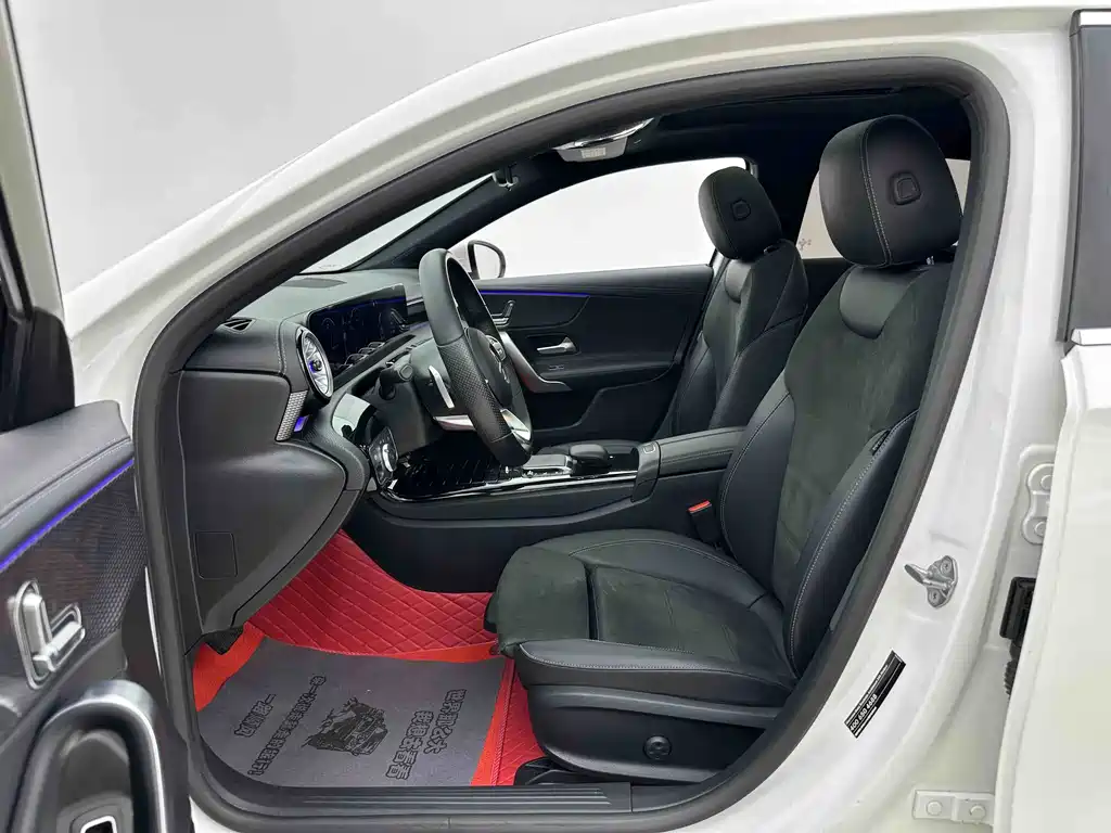 Mercedes-Benz A-Class 2022 A 200 L Sports Sedan Fashionable купить на сайте DeffCars