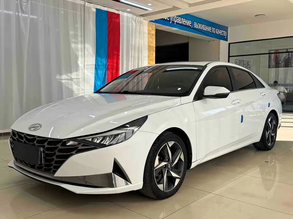 Elantra 2022 1.5L CVT LUX Premium Edition купить на сайте DeffCars