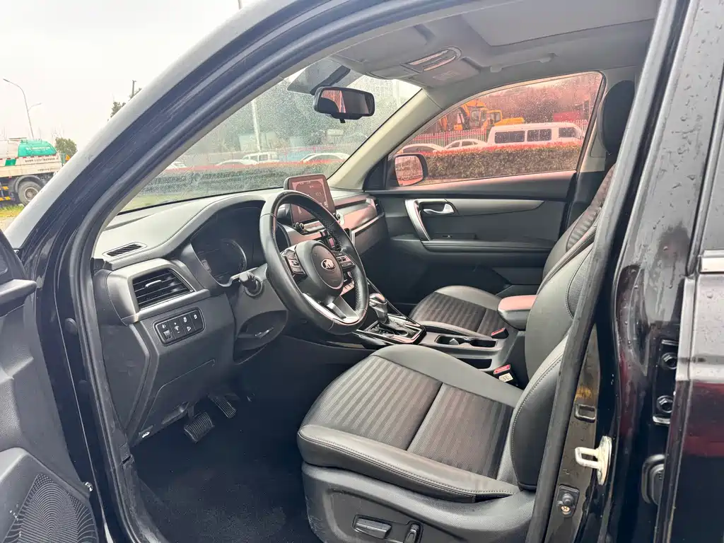 Smart Run 2018 2.0L Automatic Smart Enjoy Deluxe Edition National V купить на сайте DeffCars