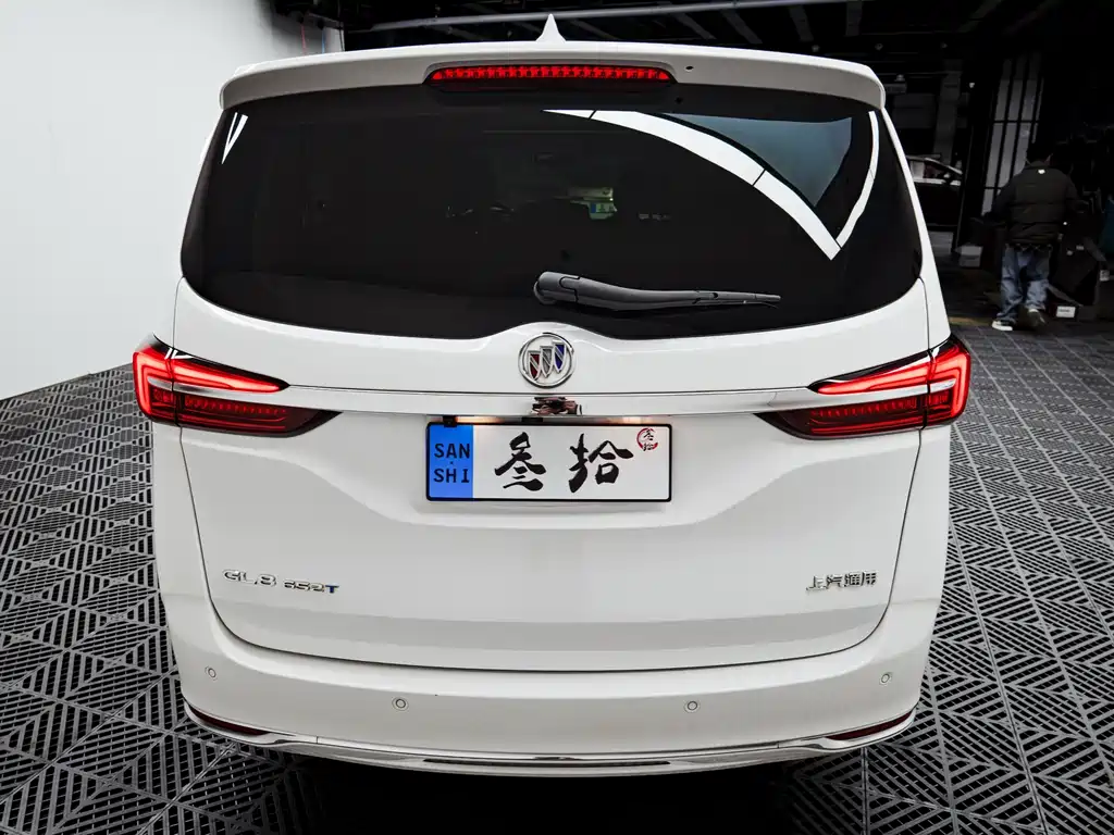 Buick GL8 2022 Land Business Class 652T Luxury купить на сайте DeffCars