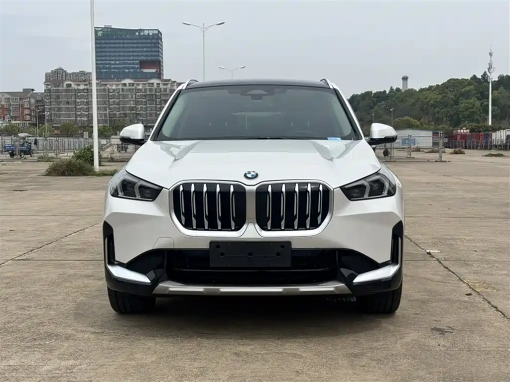 BMW X1 2025 sDrive25Li X Design Package купить на сайте DeffCars