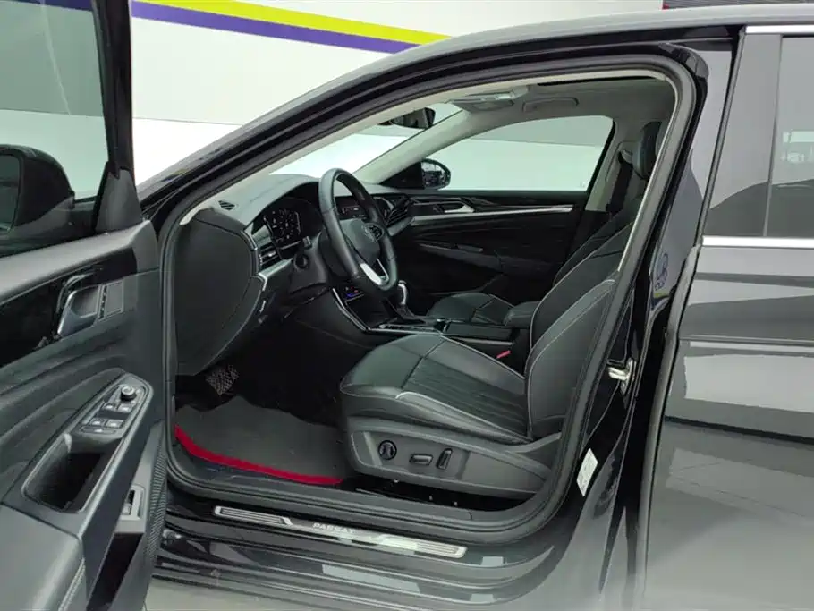 Passat 2023 facelift 330TSI Star Elite Edition купить на сайте DeffCars