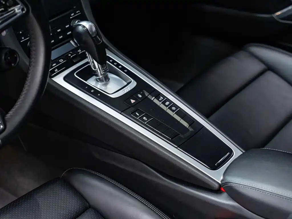 Porsche 911 2016 Carrera 3.0T купить на сайте DeffCars