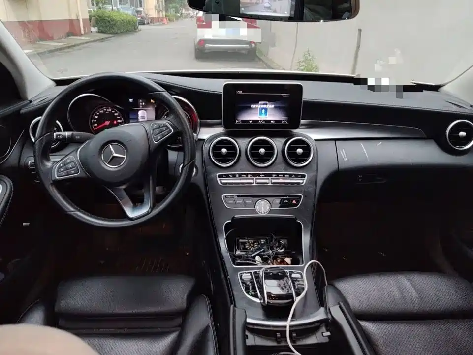 Mercedes C-Class 2018 C 200 L Sport Edition купить на сайте DeffCars