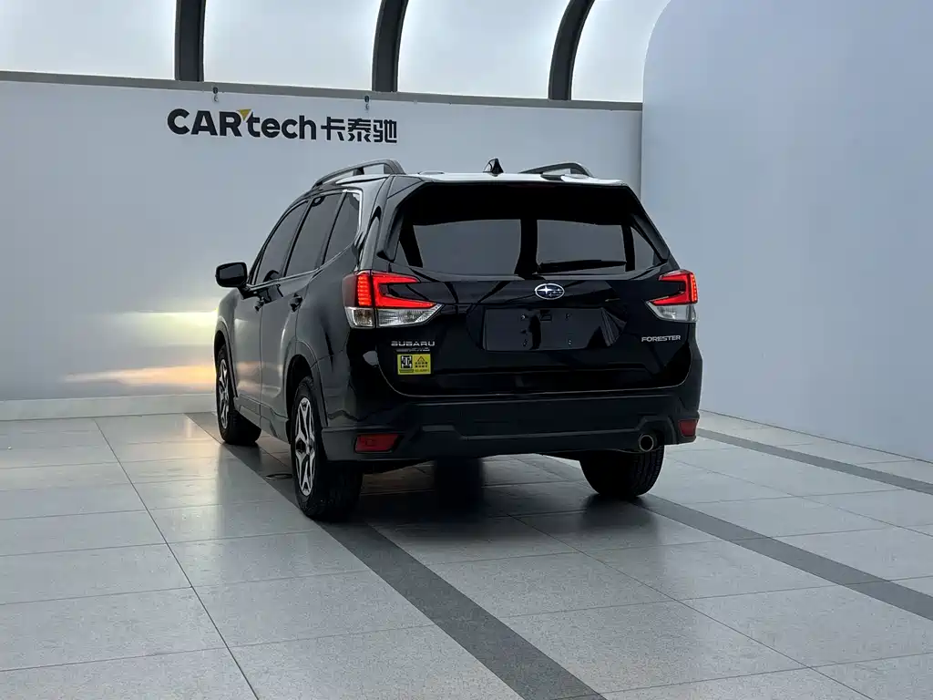 Forester 2021 2.0i Deluxe Edition EyeSight купить на сайте DeffCars