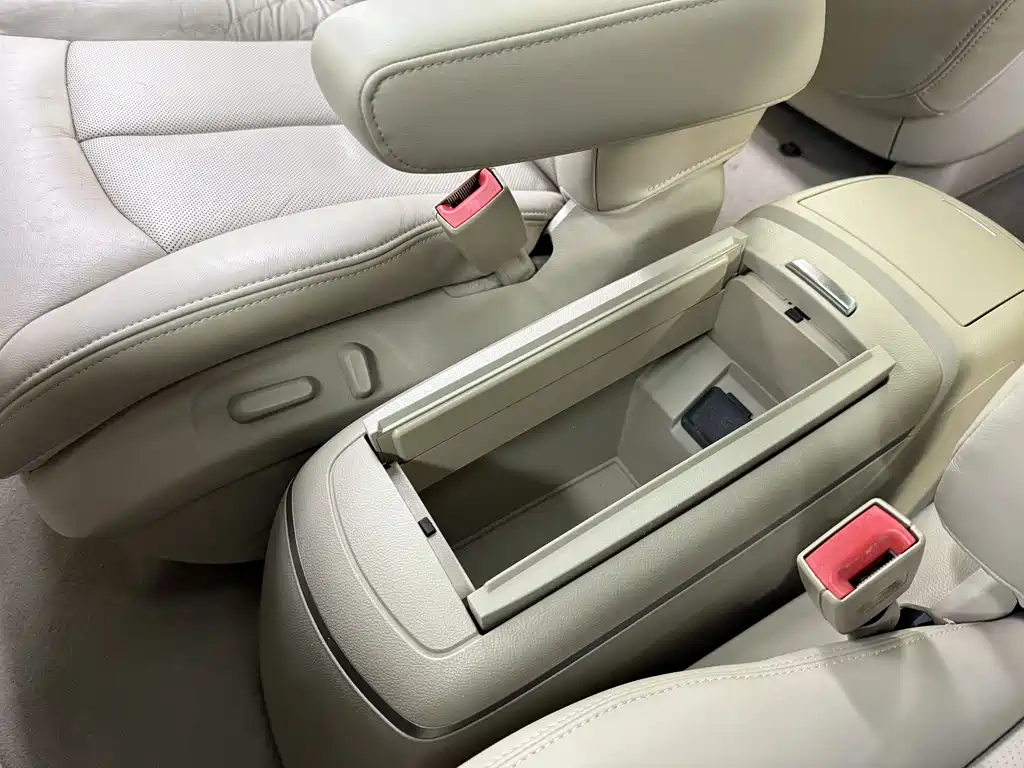 Buick GL8 2014 3.0L XT luxury business flagship version купить на сайте DeffCars