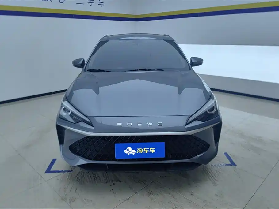 Roewe i5 2026 1.5L Manual Comfort Edition купить на сайте DeffCars