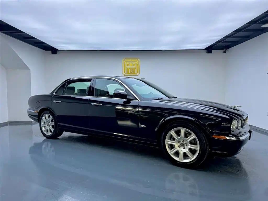 Jaguar XJ 2005 XJ8L 4.2 купить на сайте DeffCars