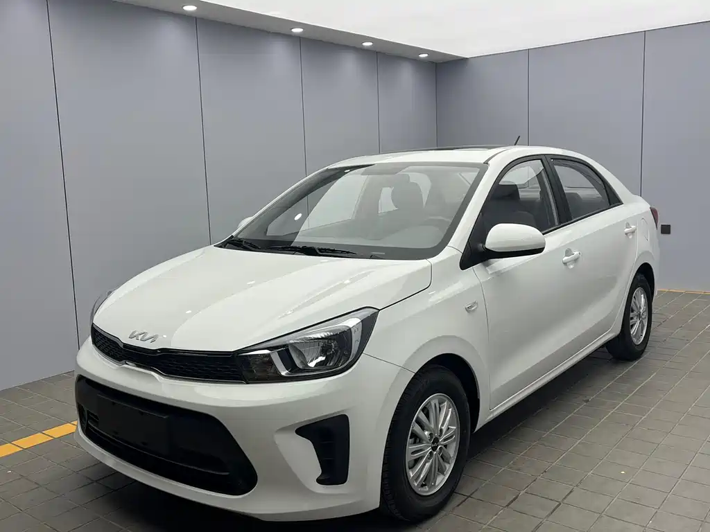 Huanchi 2020 facelift 1.4L automatic comfort sunroof version купить на сайте DeffCars