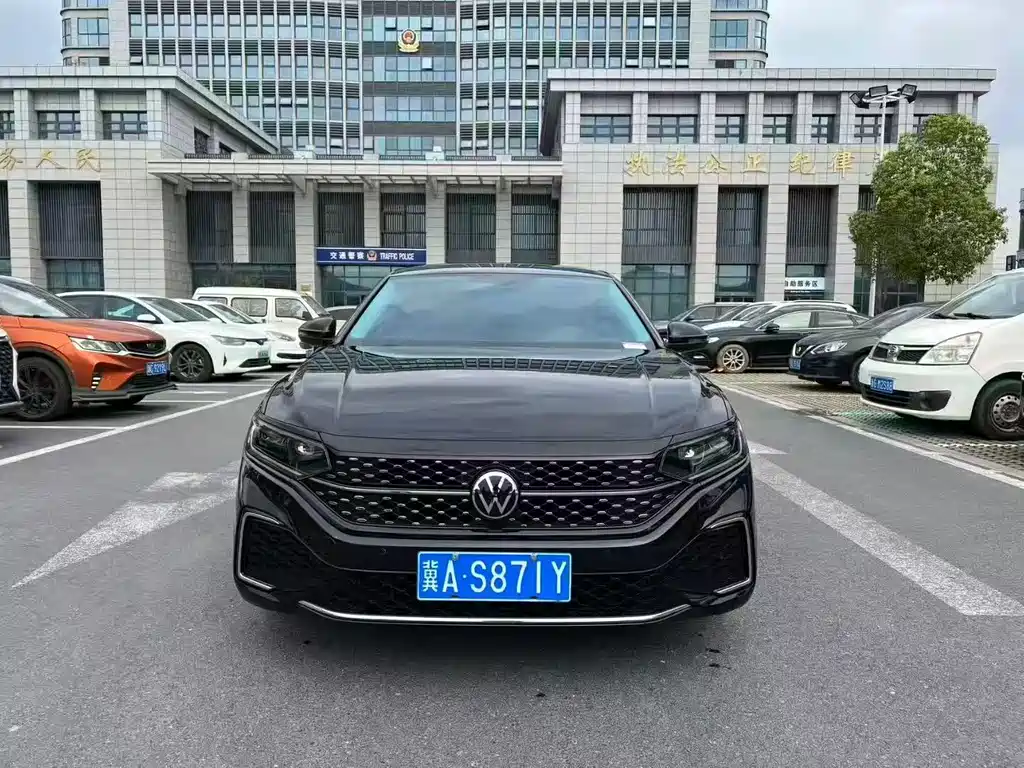 Passat 2023 facelift 330TSI Star Elite Edition купить на сайте DeffCars