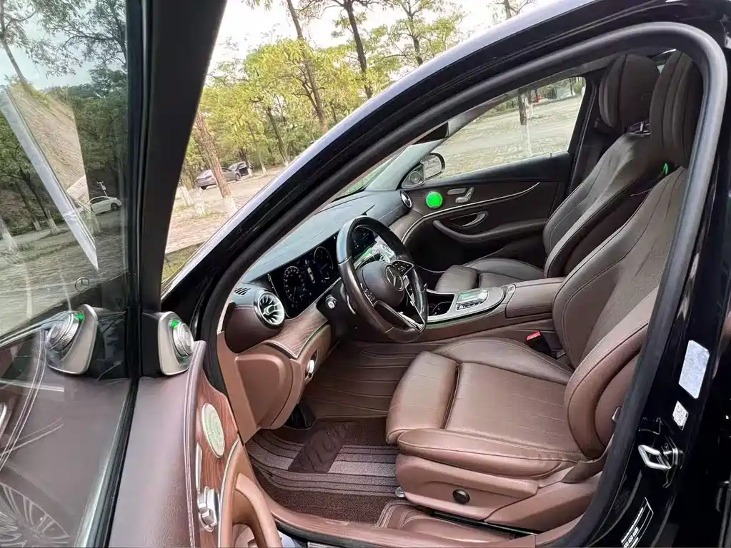 Mercedes-Benz E-Class 2022 facelift 2 E 300 L sporty and fashionable купить на сайте DeffCars