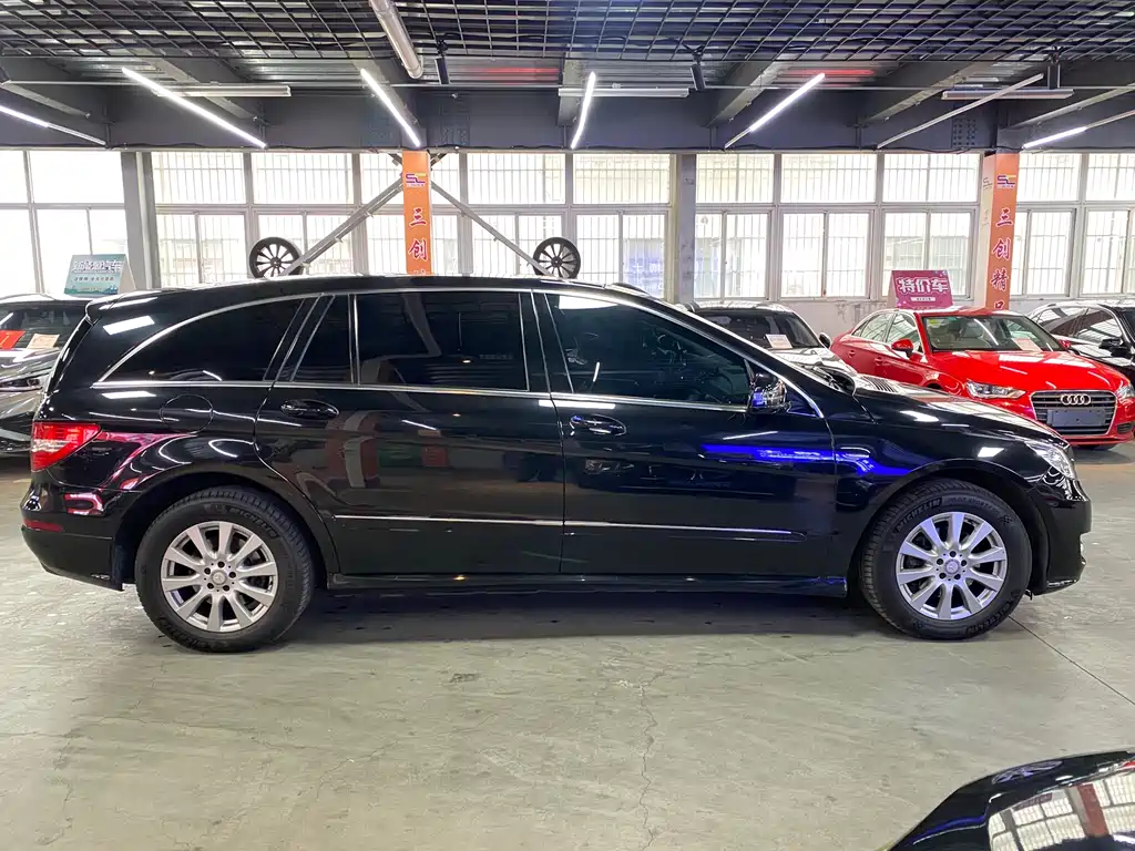 Mercedes-Benz R-Class 2017 R 320 4MATIC Business Edition купить на сайте DeffCars