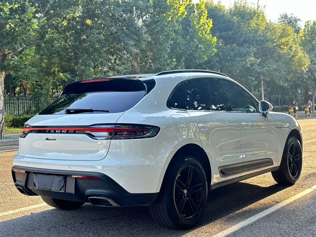Macan 2024 Macan 2.0T купить на сайте DeffCars