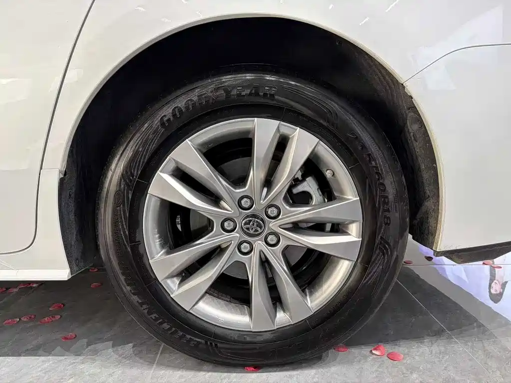 SIENNA 2024 2.5L Hybrid Comfort Edition купить на сайте DeffCars