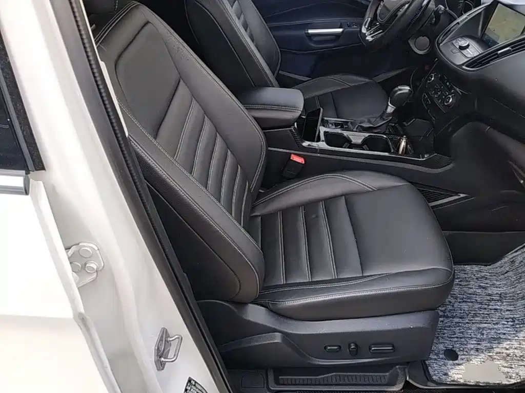 Escape 2017 EcoBoost 245 four-wheel drive luxury wing купить на сайте DeffCars