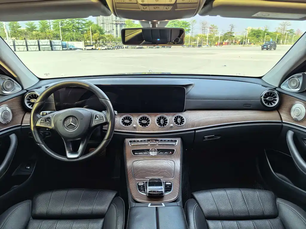 Mercedes-Benz E-Class 2018 facelift E 200 L купить на сайте DeffCars