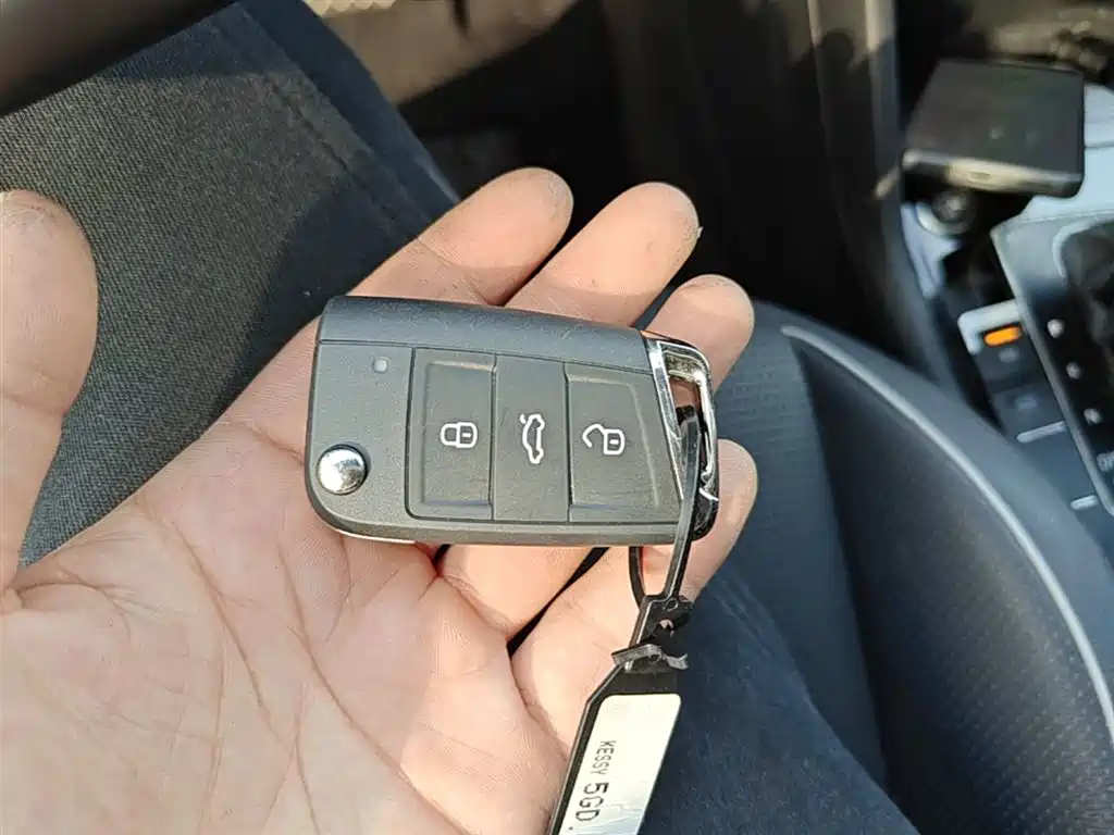 Tiguan L 2022 330TSI automatic two-wheel drive smart version купить на сайте DeffCars