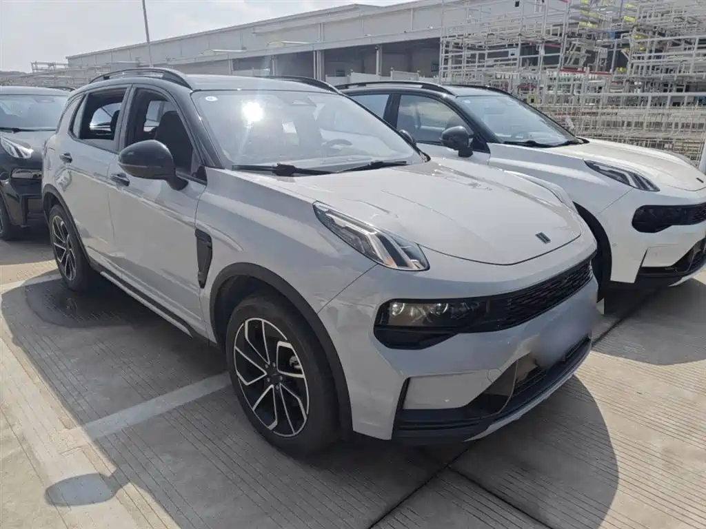 Lynk & Co 01 2023 1.5TD EM-F PM купить на сайте DeffCars
