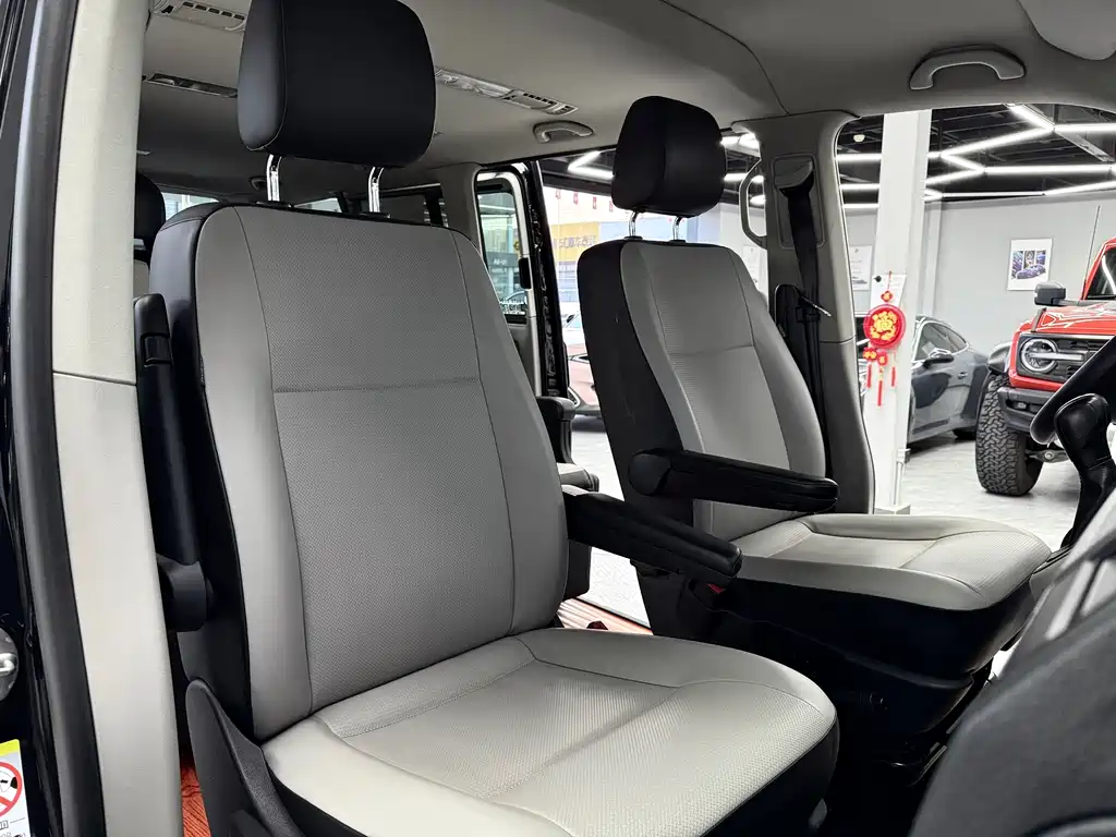 Kailuwei 2017 2.0TSI four-wheel drive luxury version 8 seats купить на сайте DeffCars