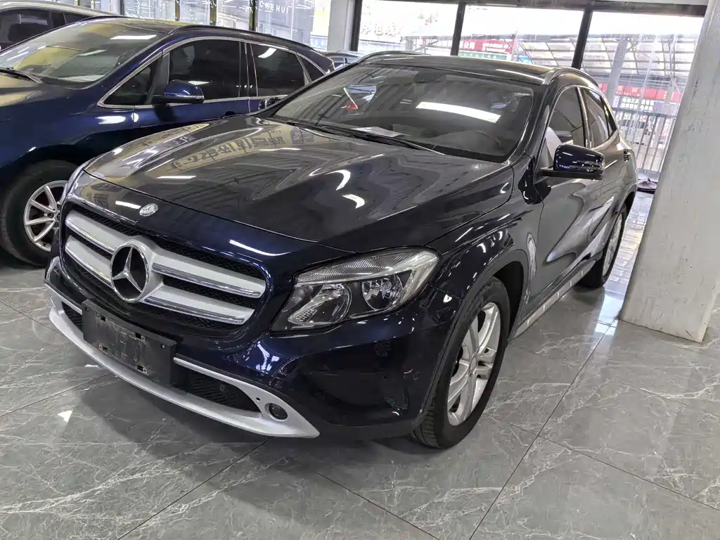 Mercedes-Benz GLA 2015 GLA 200 Dynamic купить на сайте DeffCars