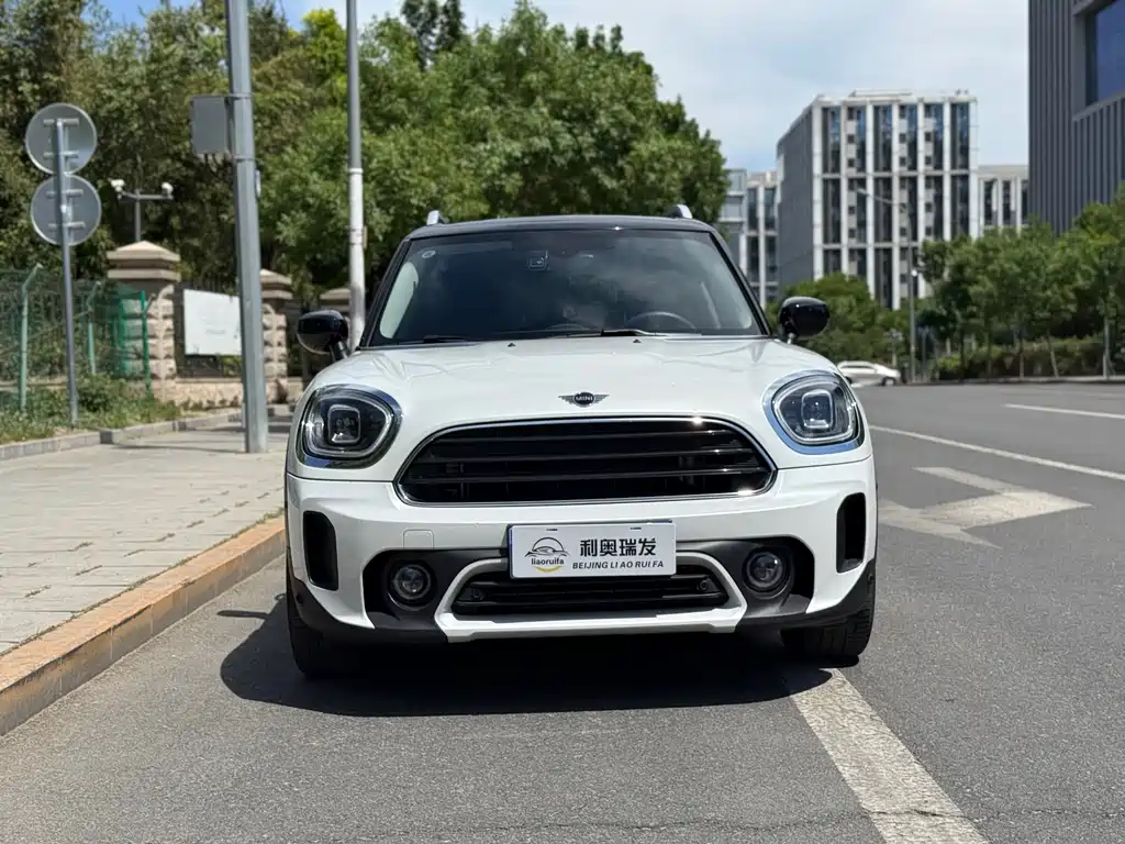 MINI COUNTRYMAN 2023 facelift 1.5T COOPER connoisseur купить на сайте DeffCars