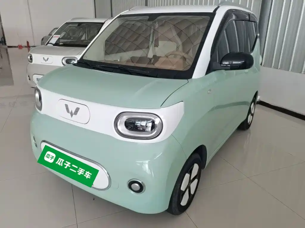 Hongguang MINIEV 2024 third generation 215km advanced version купить на сайте DeffCars