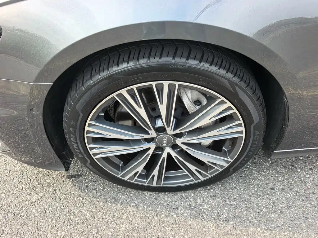 Audi A6L 2021 55 TFSI quattro exclusive dynamic model купить на сайте DeffCars