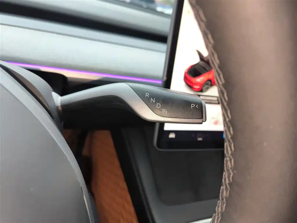 Model Y 2023 rear-wheel drive version купить на сайте DeffCars