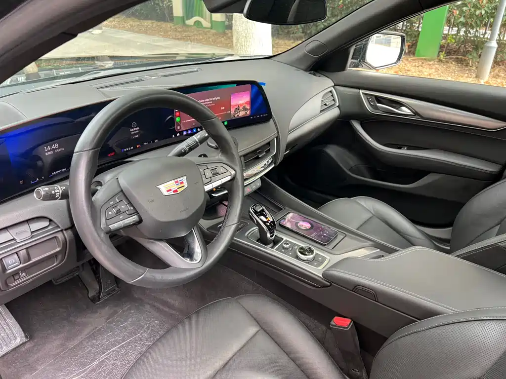 Cadillac CT5 2024 28T Luxury Pro купить на сайте DeffCars