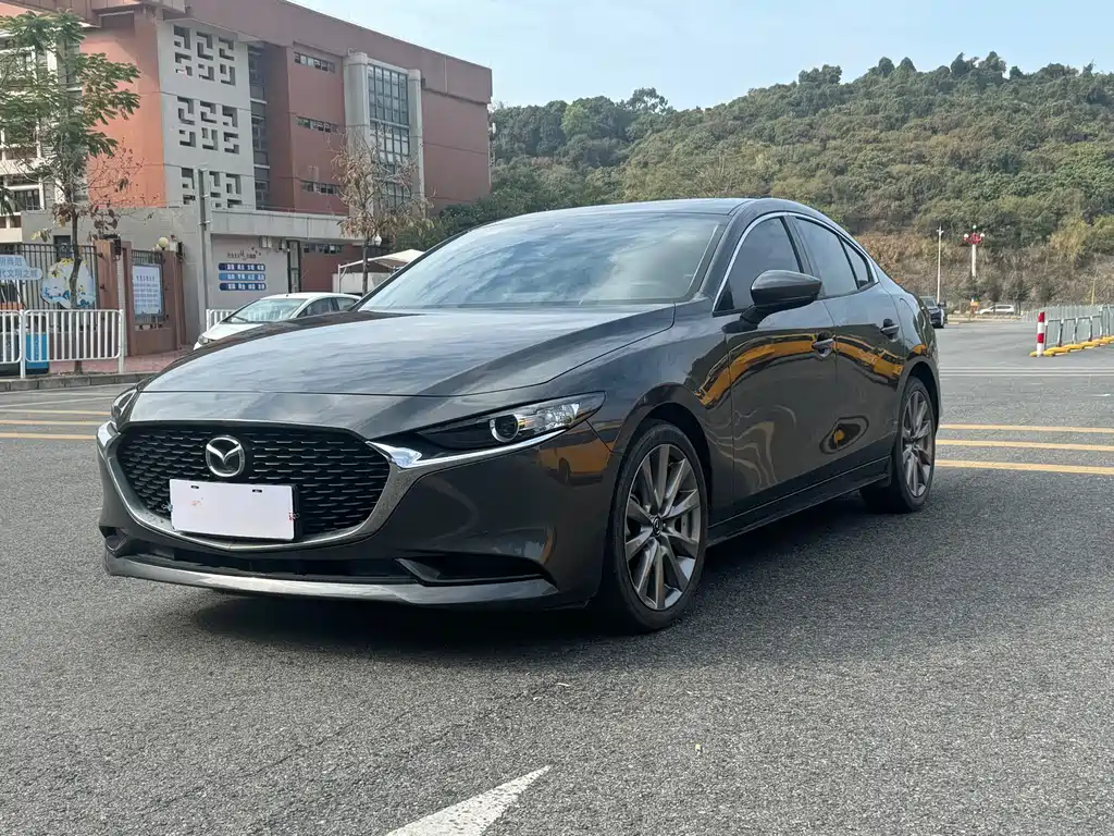 Mazda3 Angkesela 2020 2.0L Automatic Premium Edition купить на сайте DeffCars