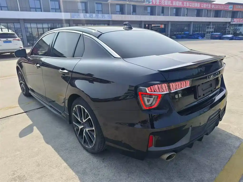 Lynk & Co 03 2019 1.5TD DCT Powerful Edition National VI купить на сайте DeffCars