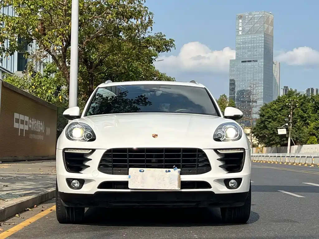 Macan 2017 Macan 2.0T купить на сайте DeffCars