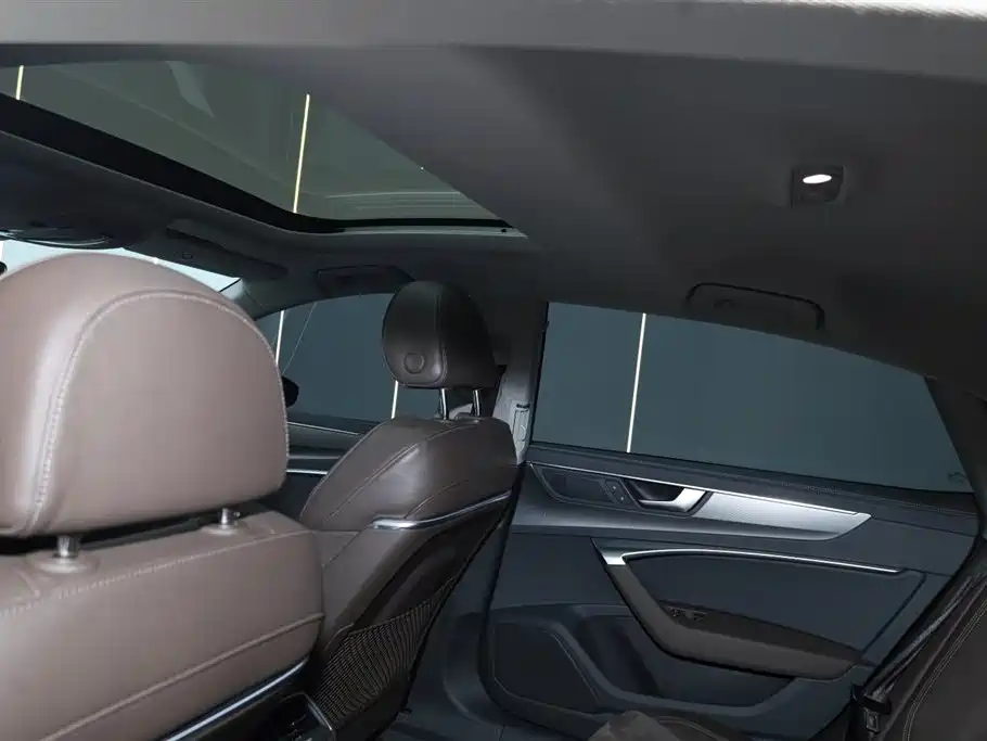 Audi A7L 2024 45TFSI S-line Dream Building Liquid Crystal Package купить на сайте DeffCars