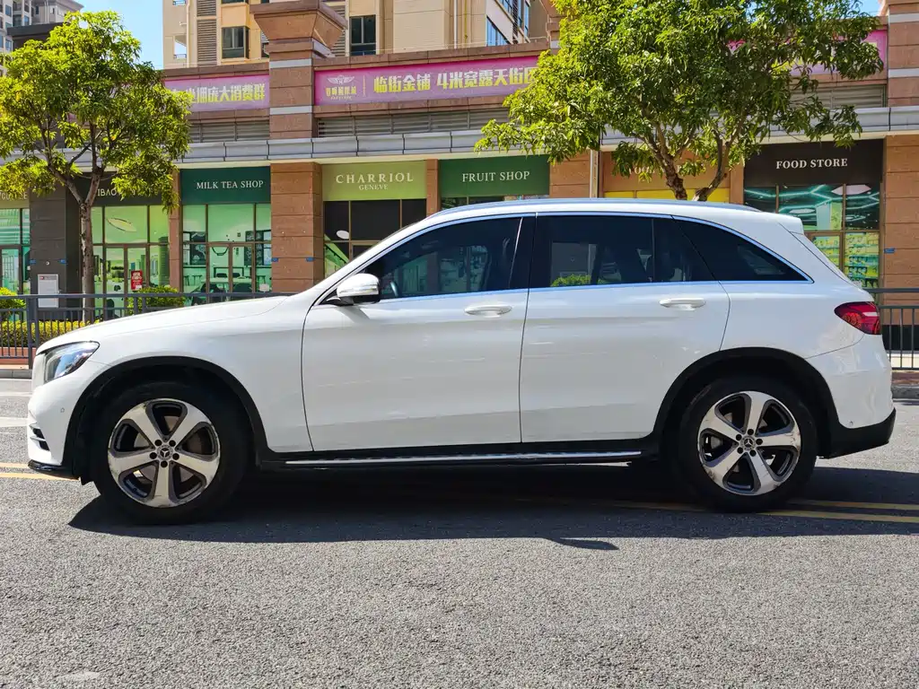 Mercedes-Benz GLC 2017 GLC 260 4MATIC luxury model купить на сайте DeffCars