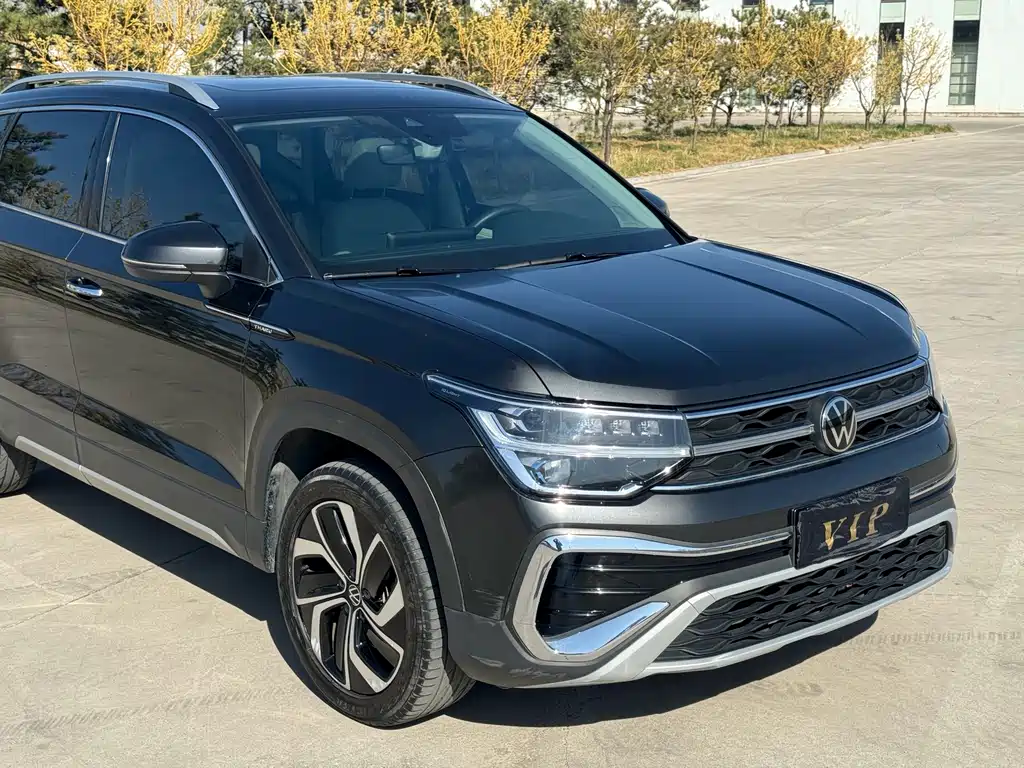 Tuyue 2023 300TSI two-wheel drive full moon version купить на сайте DeffCars