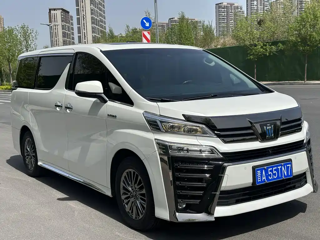 Wilfa 2023 Crown Dual Engine 2.5L HV Extreme Edition купить на сайте DeffCars