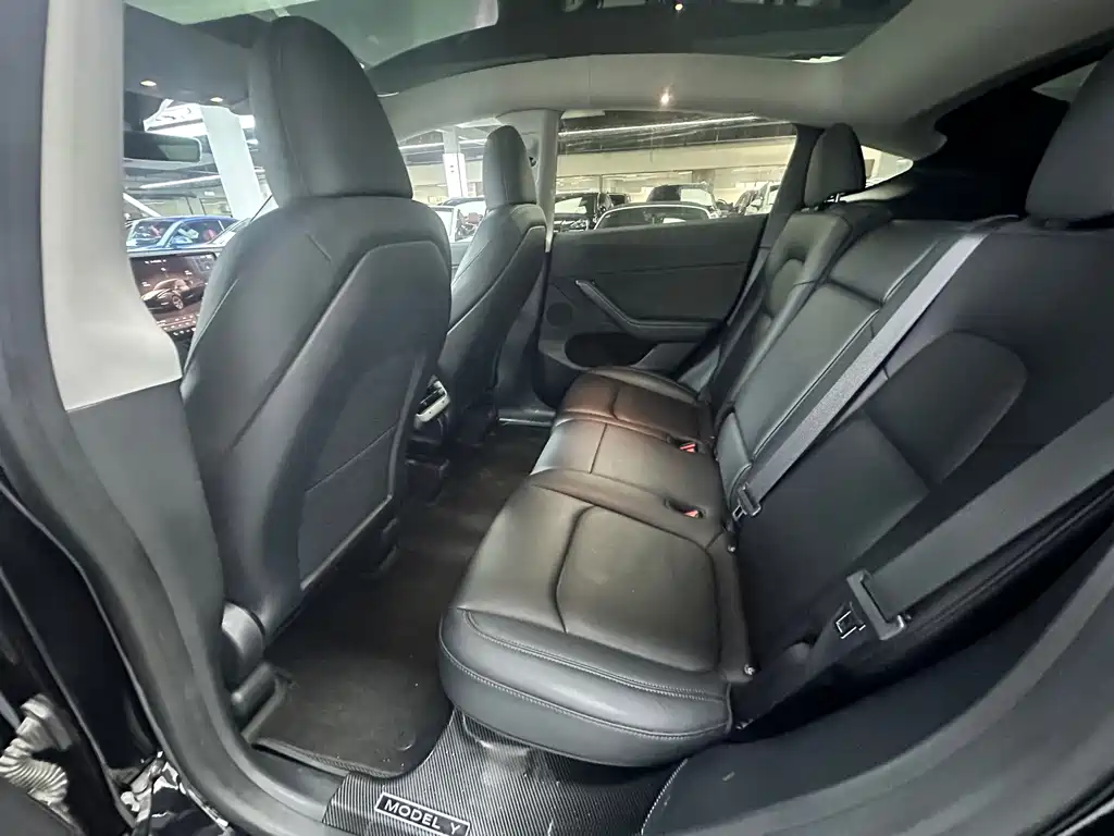 Model Y 2022 facelift rear-wheel drive version купить на сайте DeffCars