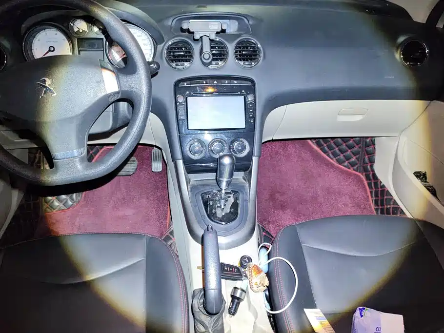 Peugeot 408 2013 2.0L Automatic Comfort Edition купить на сайте DeffCars