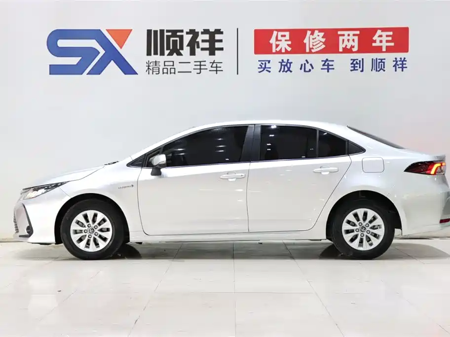 Corolla 2021 Dual Engine 1.8L E-CVT Pioneer Edition купить на сайте DeffCars