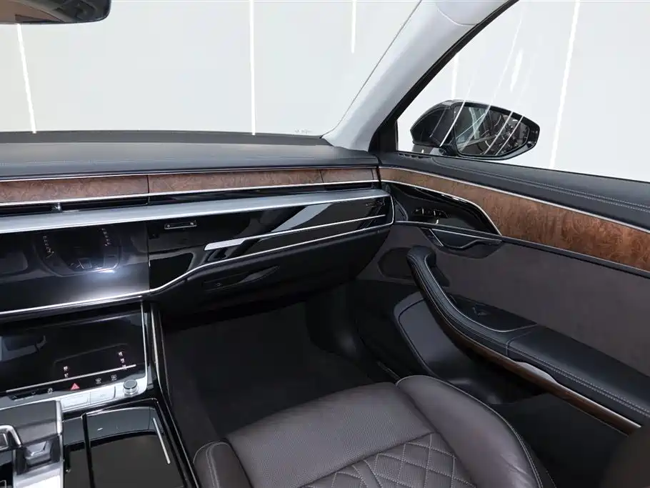 Audi A8 2023 A8L 50 TFSI quattro exclusive model купить на сайте DeffCars