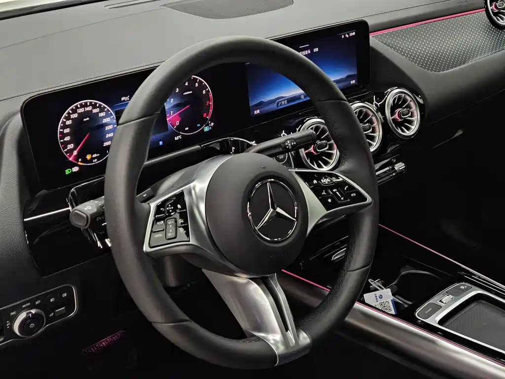Mercedes-Benz GLA 2025 GLA 220 купить на сайте DeffCars