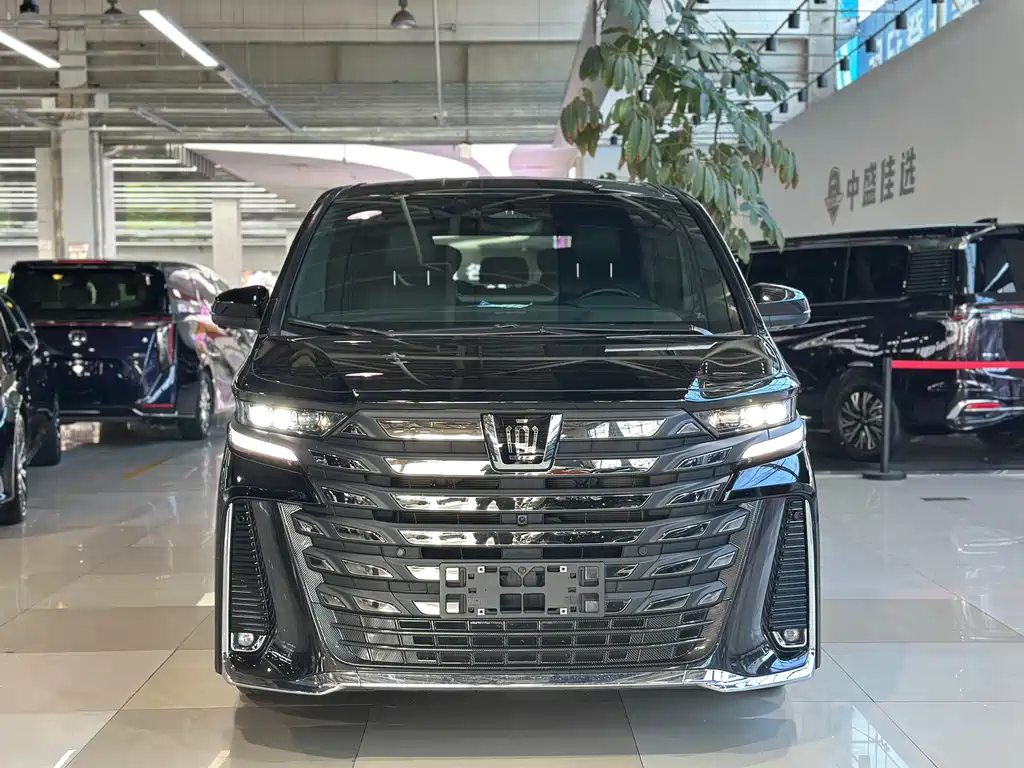 Wilfa 2023 Crown Dual Engine 2.5L HV Extreme Edition купить на сайте DeffCars