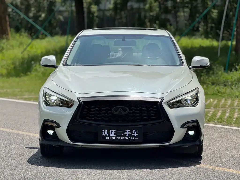 Infinity Q50L 2018 2.0T Comfort Edition China V купить на сайте DeffCars