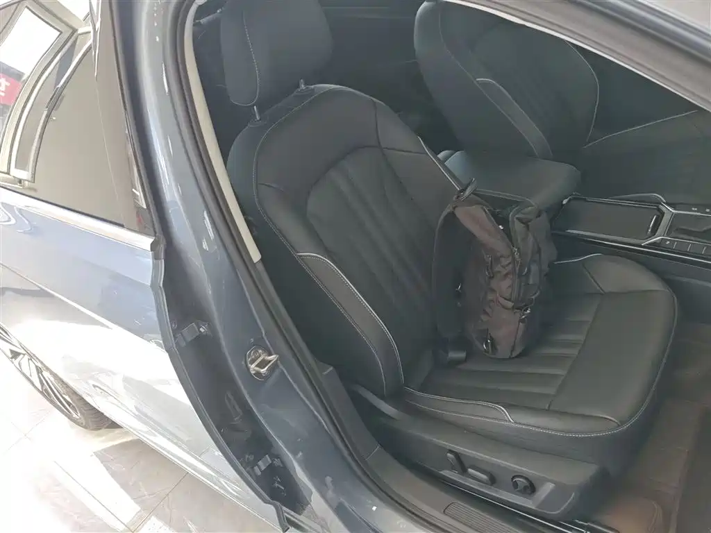 Passat 2022 330TSI Starry Sky Elite Edition купить на сайте DeffCars