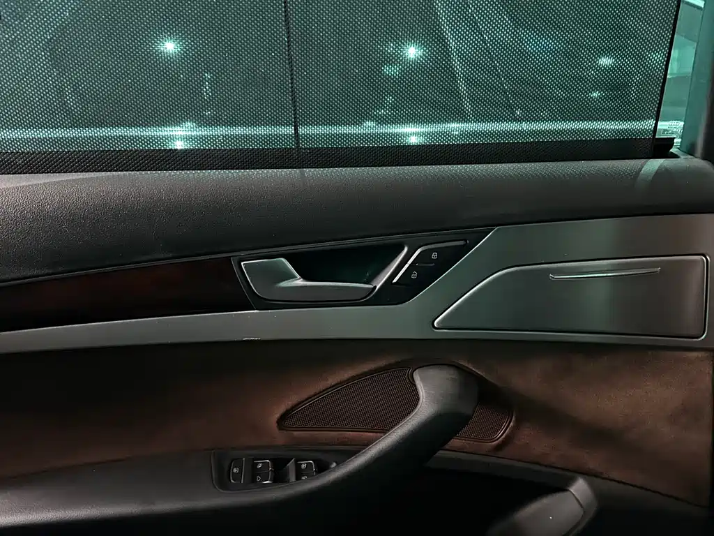 Audi A8 2016 A8L 45 TFSI quattro comfort type купить на сайте DeffCars