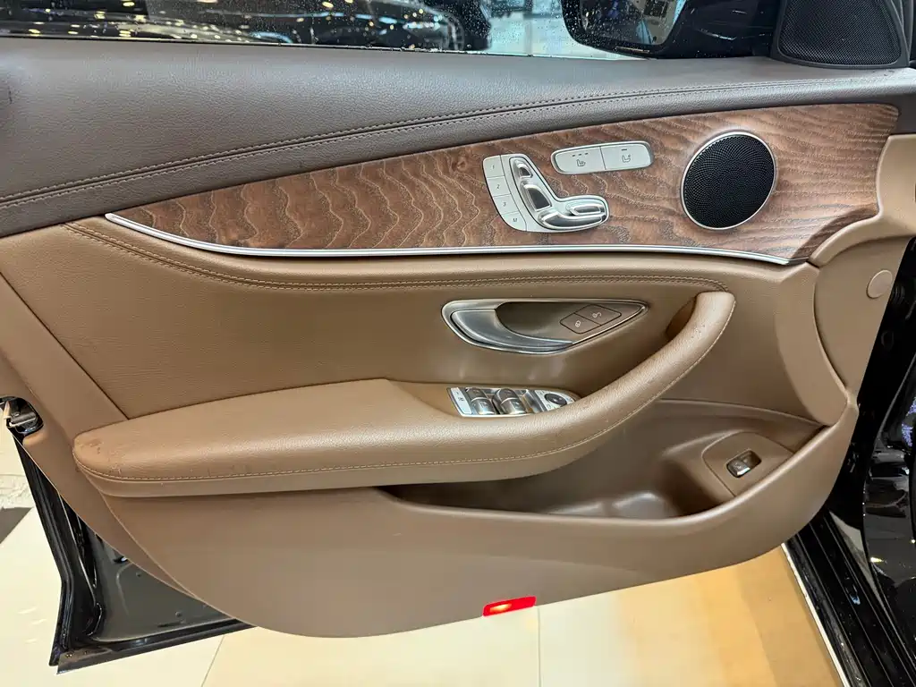 Mercedes-Benz E-Class 2023 E 300 L Fashion купить на сайте DeffCars