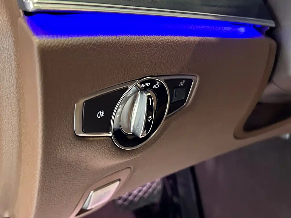 Mercedes-Benz E-Class 2022 Model Three E 300 L Luxury Model купить на сайте DeffCars