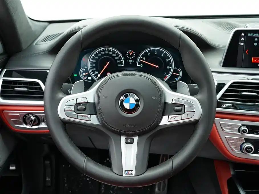 BMW 7 Series 2018 740Li xDrive Exclusive M Sports Package Black Flame Edition купить на сайте DeffCars