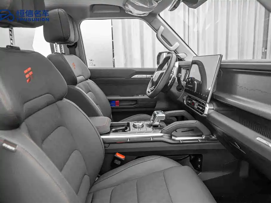 Jietu Traveler 2023 2.0T four-wheel drive conquers купить на сайте DeffCars